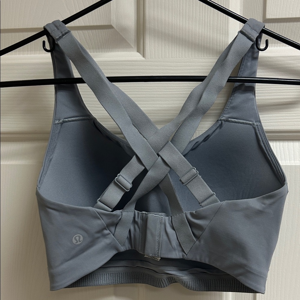 Lululemon 35DDD Gray Cross-Back Sports Bra - Picture 2 of 6